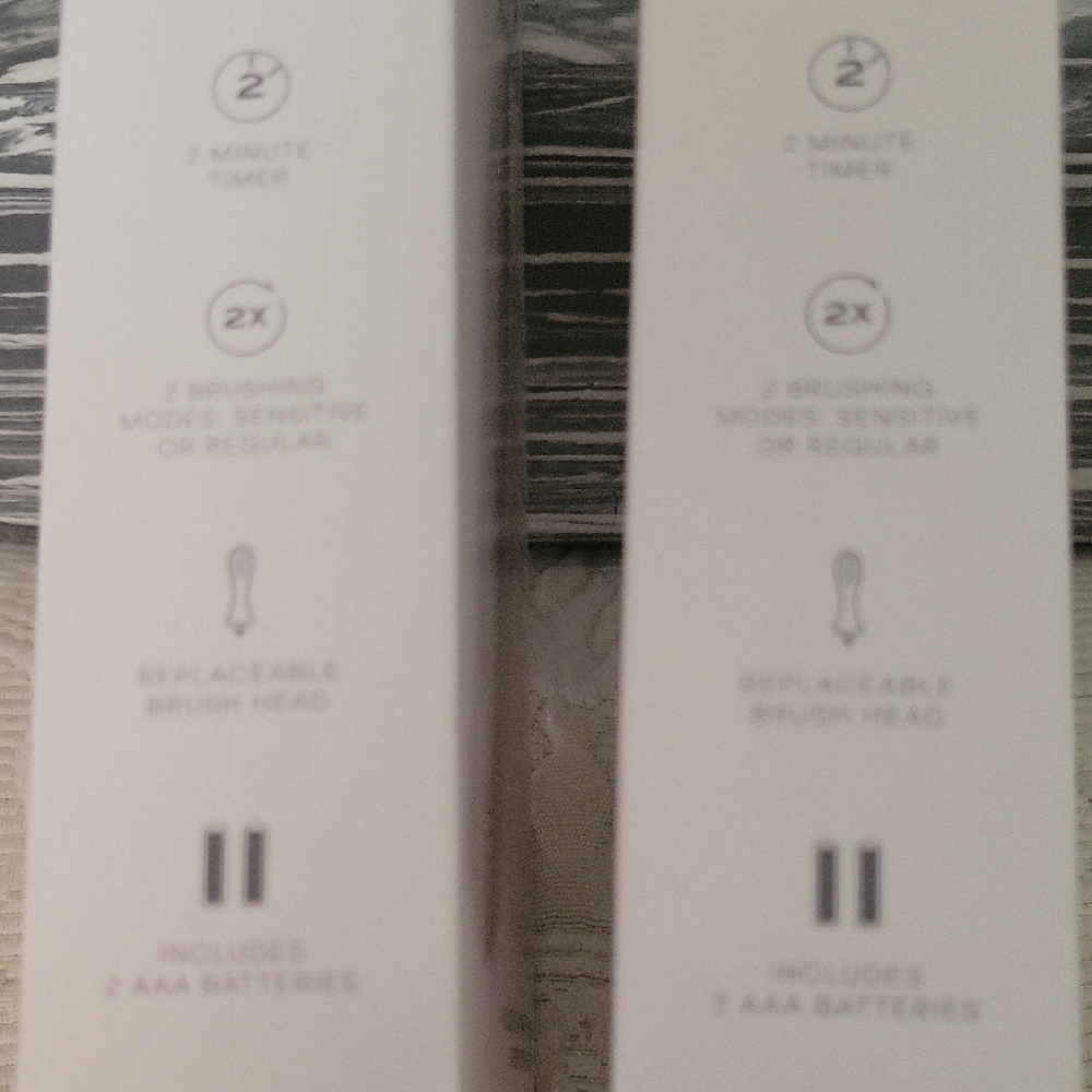 Two Colgate Total Battery Toothbrush Duo - Picture 4 of 8